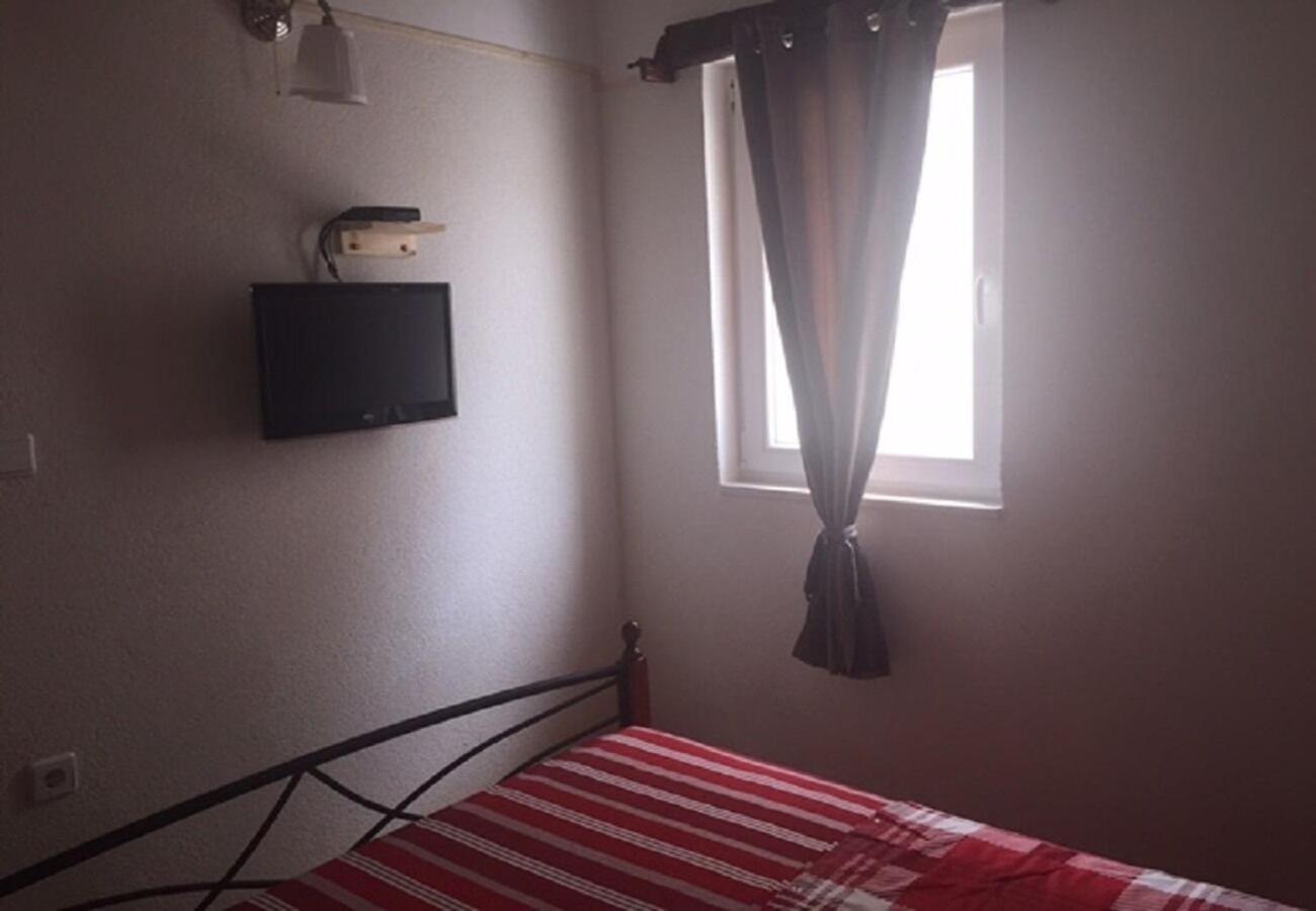 Apartments Neno - 20 M From Beach Ribarica Extérieur photo